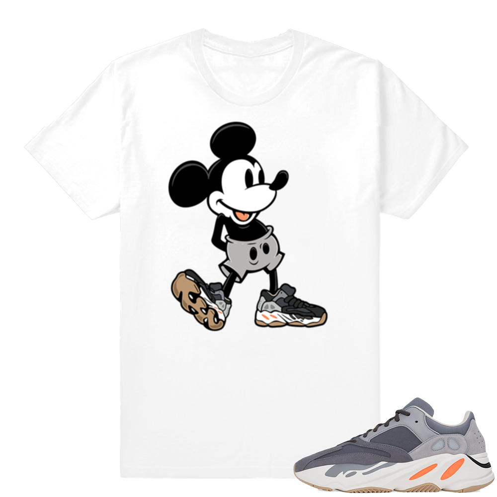 Magnet Yeezy 700 | Sneakerhead Mickey | White shirt